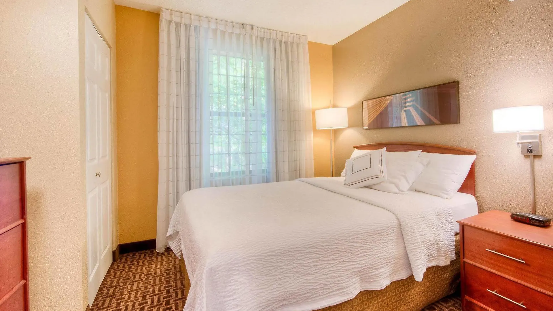 Towneplace Suites Charlotte University Research Park Ξενοδοχείο